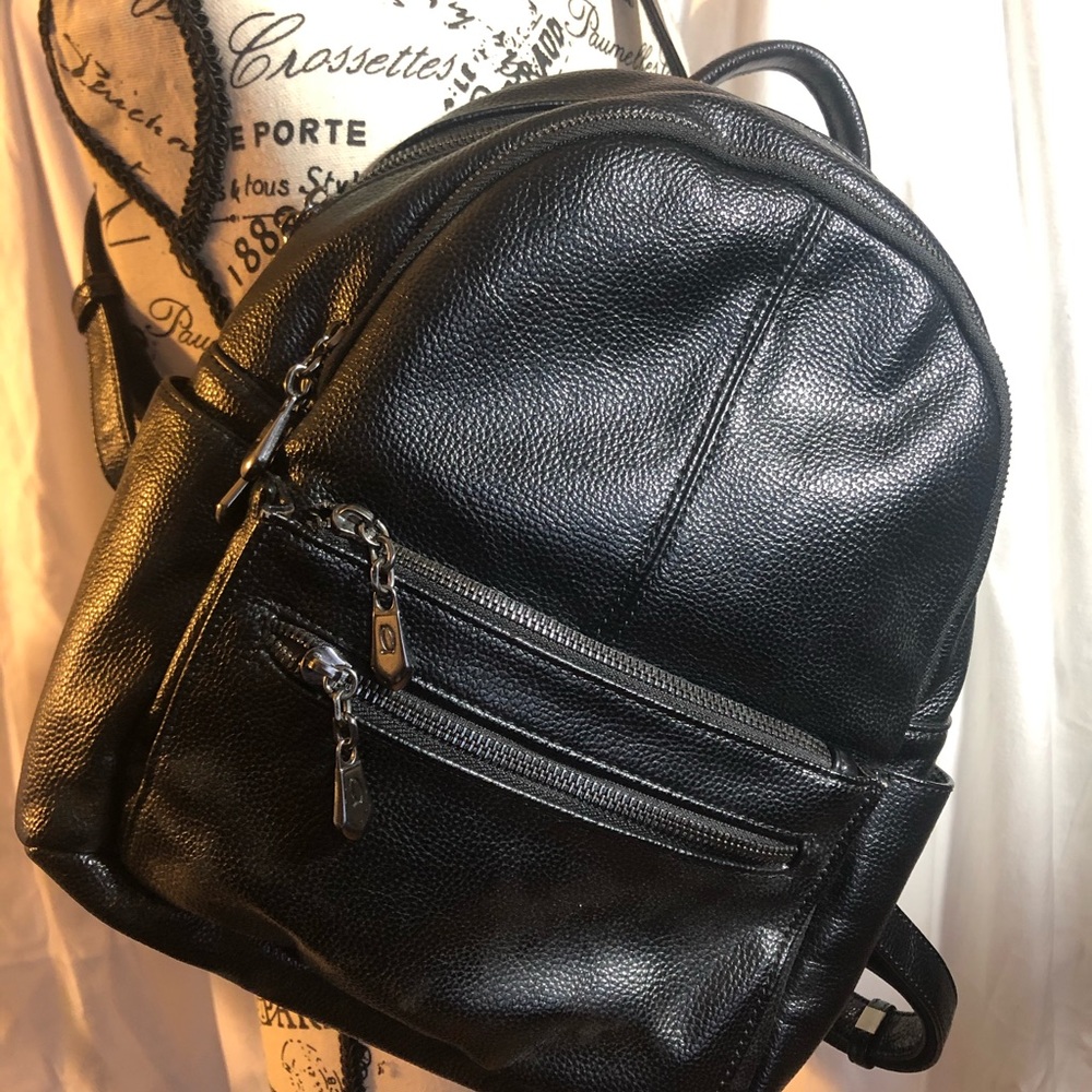 Black backpack/purse